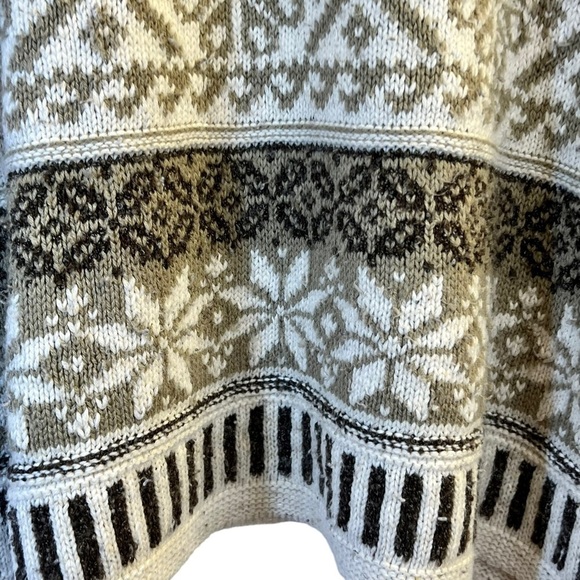 Vintage Women's Sweater L Brown Turtleneck Loose Fitting - Picture 3 of 16